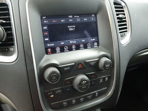 Used 2019 Dodge Durango SXT AWD/4WD image 32