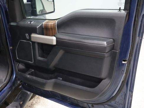 Used 2017 Ford F150 Lariat image 23