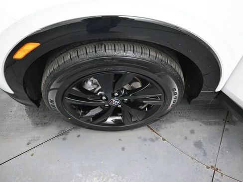 Used 2024 Buick Encore GX Sport Touring image 31