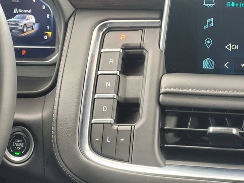 Used 2024 Chevrolet Tahoe LT RWD image 19