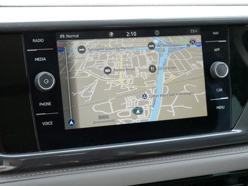 Certified 2023 Volkswagen Taos SEL AWD/4WD image 22