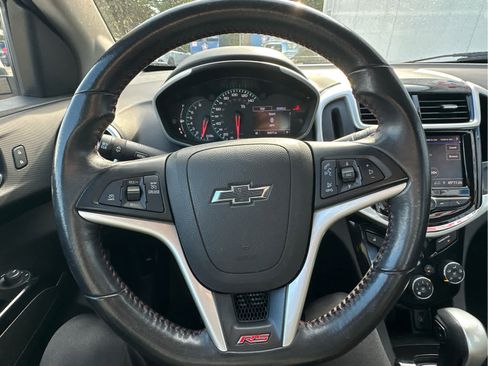 Used 2020 Chevrolet Sonic LT w/ Convenience Package image 24