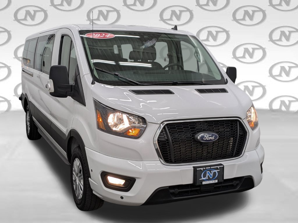 Used 2024 Ford Transit 350 XLT RWD image 19
