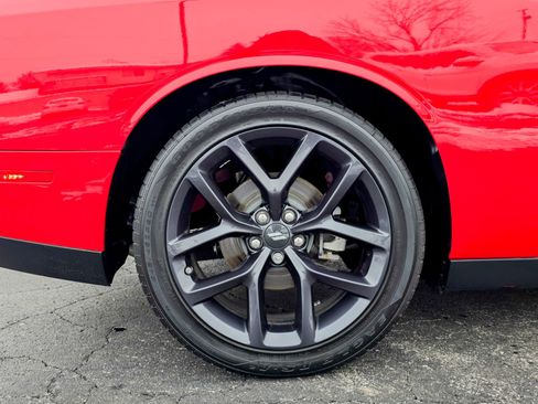 Used 2023 Dodge Challenger R/T w/ Plus Package image 21