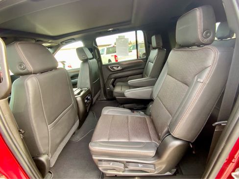 Used 2021 Chevrolet Suburban High Country image 26