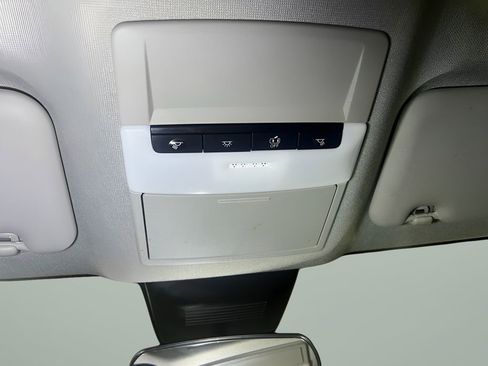 Used 2020 Nissan Sentra SV image 25