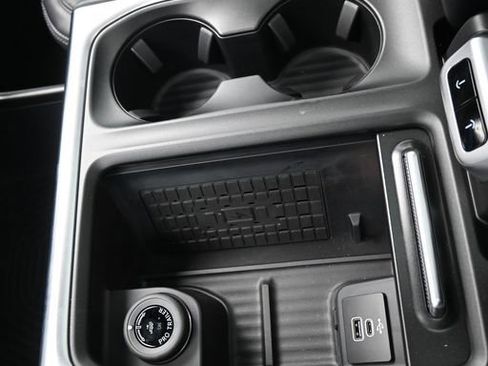 New 2025 Ford Expedition Max Platinum w/ Stealth Performance Package image 18