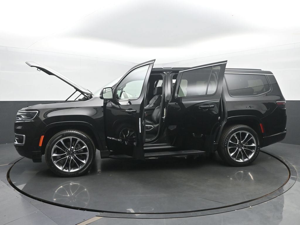 Used 2024 Jeep Wagoneer Series II w/ Premium Group I AWD/4WD image 59