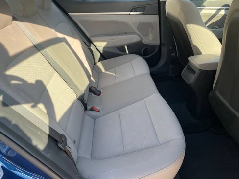 Used 2019 Hyundai Elantra Value Edition FWD image 22