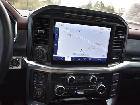 Used 2023 Ford F150 Lariat w/ Equipment Group 502A High AWD/4WD image 18