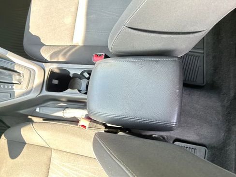 Used 2017 Ford Focus SEL w/ Cold Weather Package image 25