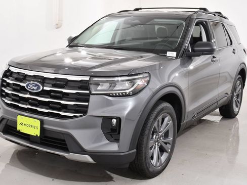 New 2026 Ford Explorer Active AWD/4WD image 2