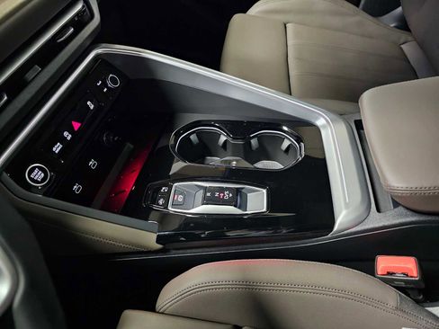 New 2025 Audi Q5 Prestige image 30