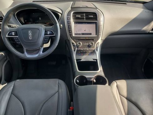 Certified 2019 Lincoln Nautilus Reserve AWD/4WD image 27