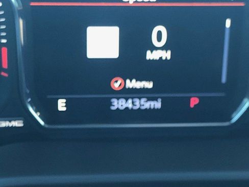 Used 2023 GMC Sierra 3500 Denali w/ Denali Ultimate Package image 10