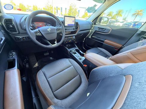 Used 2023 Ford Bronco Sport Outer Banks w/ Tech Package image 21