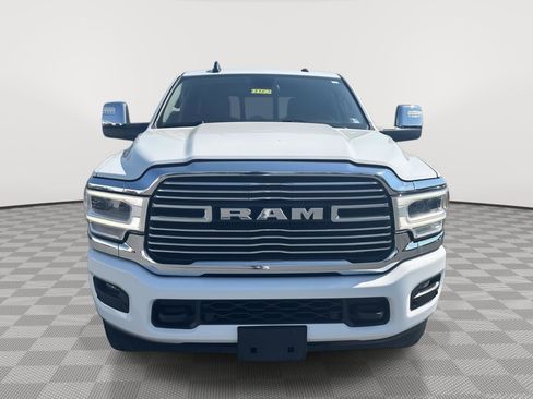 Used 2024 RAM 2500 Laramie AWD/4WD image 9