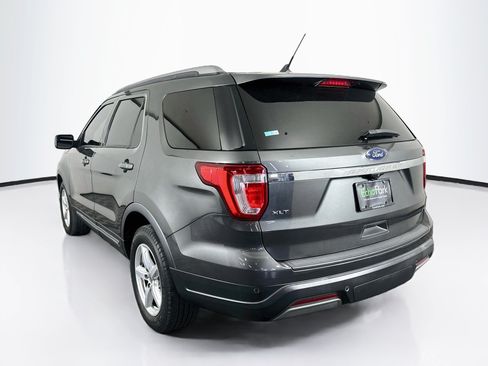 Used 2019 Ford Explorer XLT w/ Equipment Group 201A FWD image 5