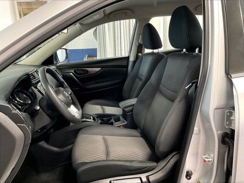 Used 2020 Nissan Rogue S AWD/4WD image 10