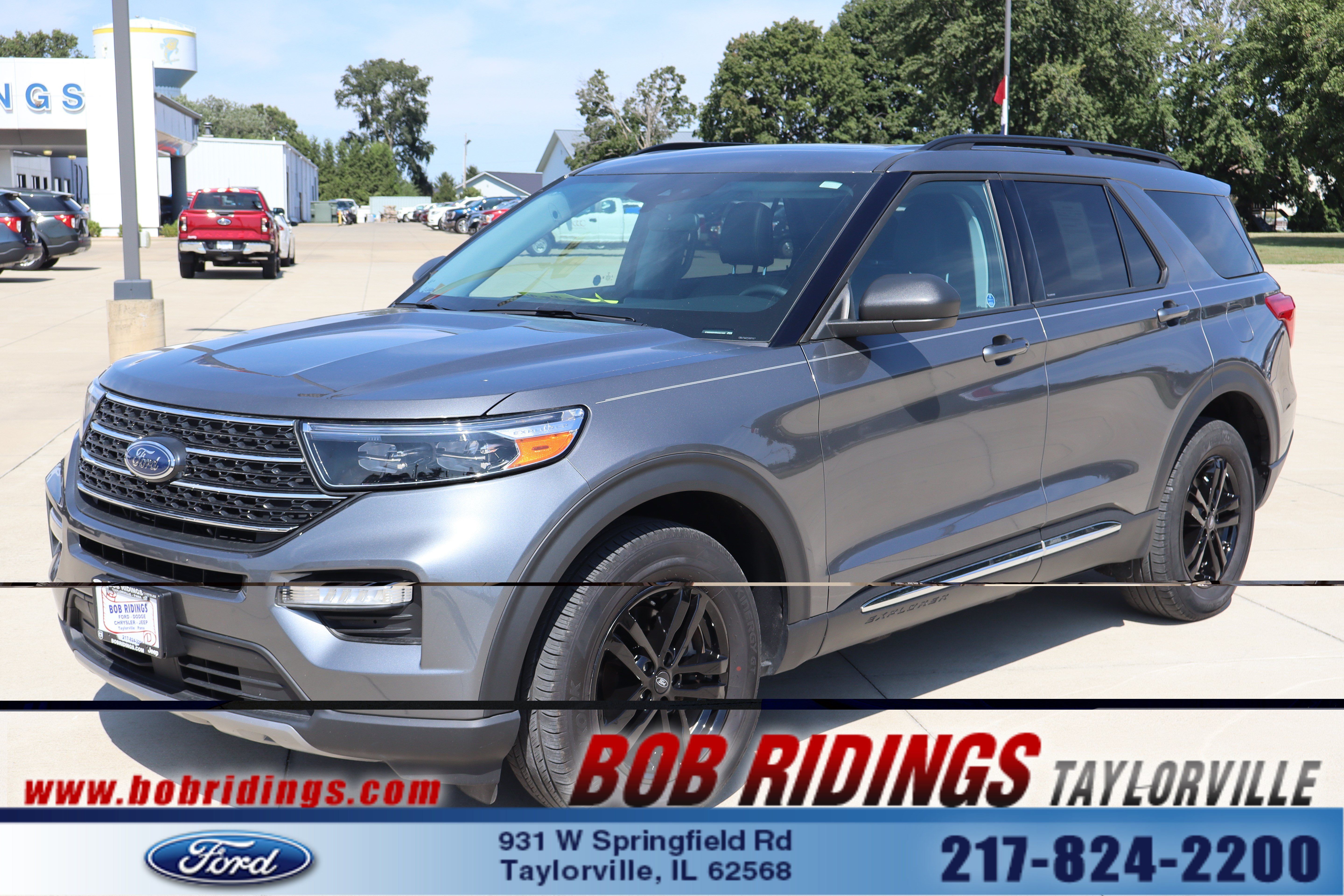 Used 2024 Ford Explorer XLT w/ Equipment Group 202A AWD/4WD image 1