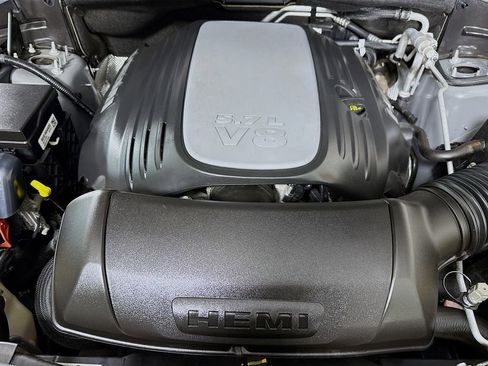 Used 2022 Dodge Durango R/T w/ Blacktop Package image 38