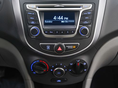 Used 2015 Hyundai Accent GS image 15