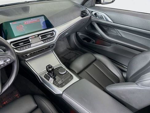 Used 2022 BMW 430i Convertible image 11
