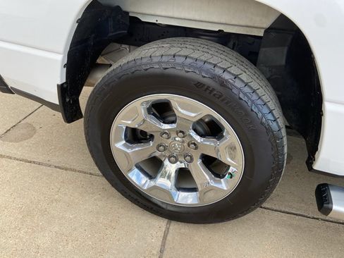 Used 2023 RAM 1500 Big Horn AWD/4WD image 34