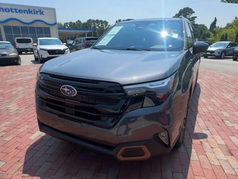 Used 2025 Subaru Forester Sport AWD/4WD image 6