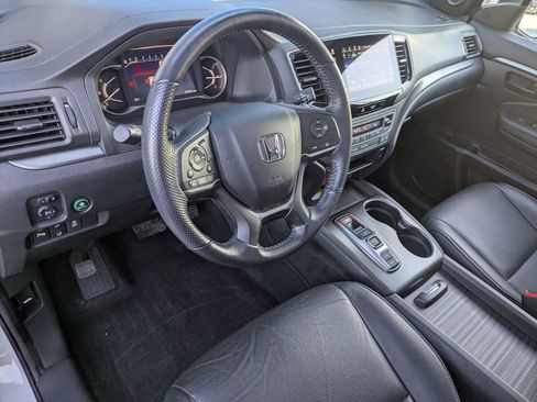 Certified 2023 Honda Passport EX-L image 2