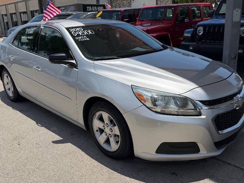 Used 2015 Chevrolet Malibu LS w/ Protection Package FWD image 3