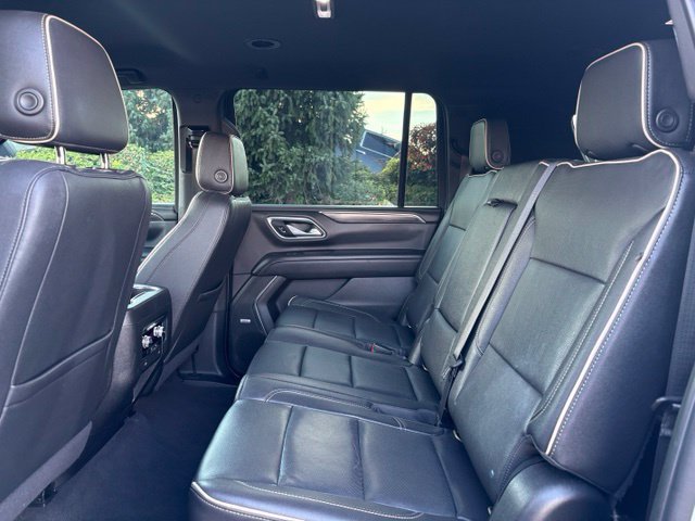 Used 2022 GMC Yukon XL SLT AWD/4WD image 15