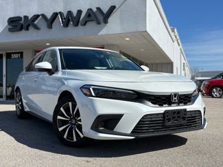 Used 2024 Honda Civic EX-L video 1