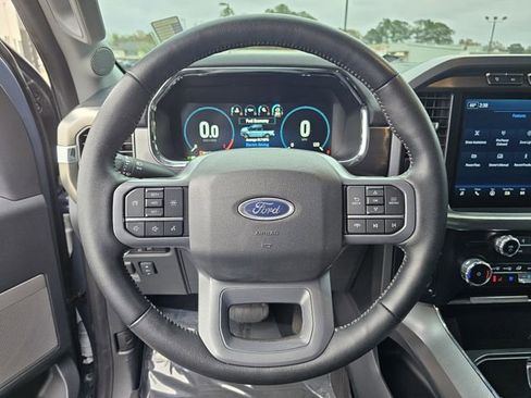 Used 2023 Ford F150 Lariat w/ FX4 Off-Road Package image 25