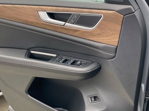 New 2026 Volkswagen Atlas SE image 10