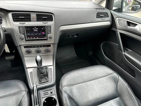 Used 2016 Volkswagen Golf S FWD image 13