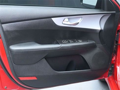 Used 2024 Kia Forte LXS image 19