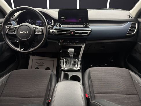 Used 2023 Kia Seltos S w/ Navigation Package image 13