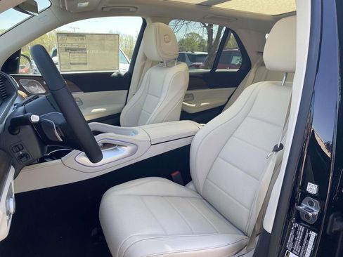 Certified 2025 Mercedes-Benz GLE 350 4MATIC image 19