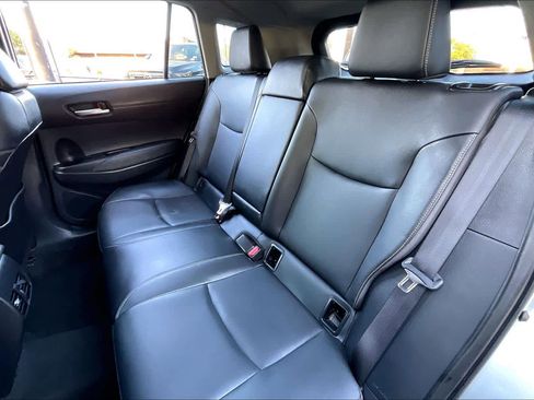 Used 2023 Toyota Corolla Cross XLE image 19