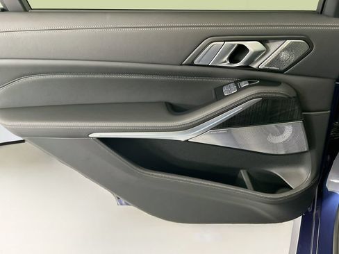 Used 2025 BMW ALPINA XB7 AWD/4WD image 26