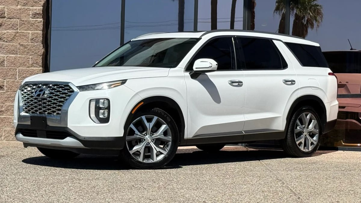Used 2020 Hyundai Palisade SEL w/ Convenience Package FWD image 3