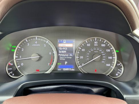 Used 2018 Lexus RX 350L Luxury image 76