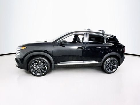 New 2026 Nissan Kicks SR AWD/4WD image 8