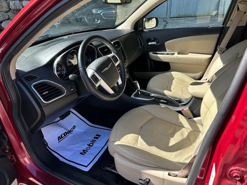 Used 2013 Chrysler 200 Limited w/ Sun/Sound Group FWD image 9