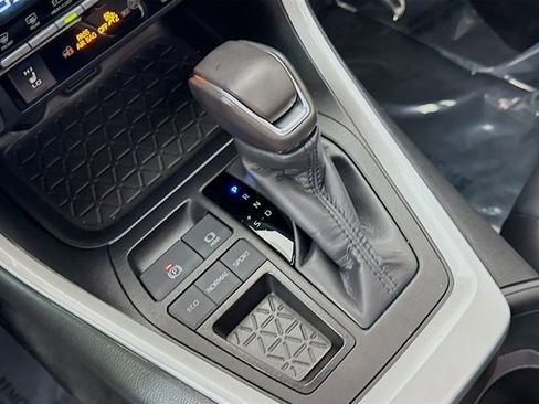 Used 2024 Toyota RAV4 XLE Premium image 17