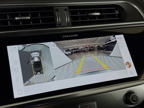 New 2024 Jaguar I-PACE R-Dynamic HSE image 15