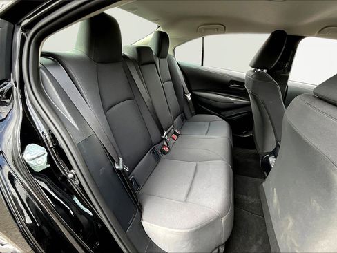 Used 2026 Toyota Corolla LE w/ Carpet Mat Package (TMS) image 25