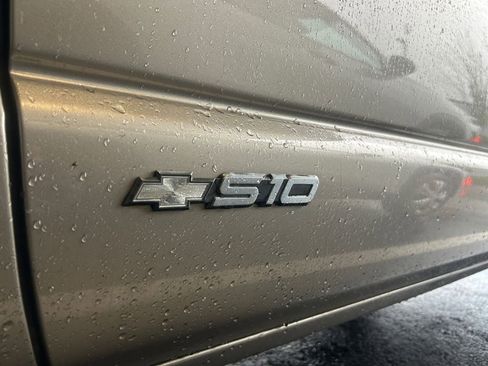 Used 2003 Chevrolet S10 Pickup LS image 31