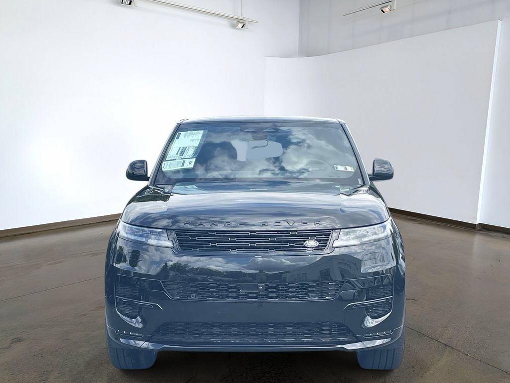 New 2026 Land Rover Range Rover Sport Dynamic SE AWD/4WD image 2